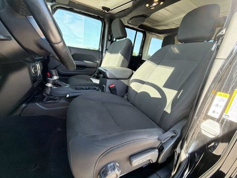 Used 2019 Jeep Wrangler Unlimited Sport S AWD/4WD image 27