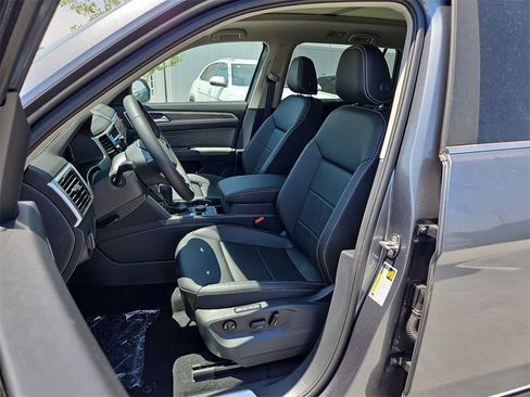 Used 2023 Volkswagen Atlas SEL image 19