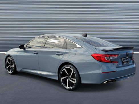 Used 2021 Honda Accord Sport image 4