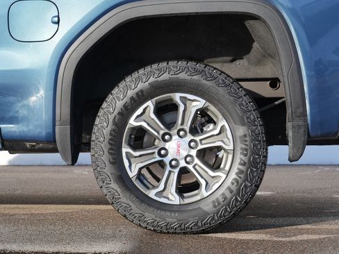 Used 2024 GMC Sierra 1500 SLT image 35