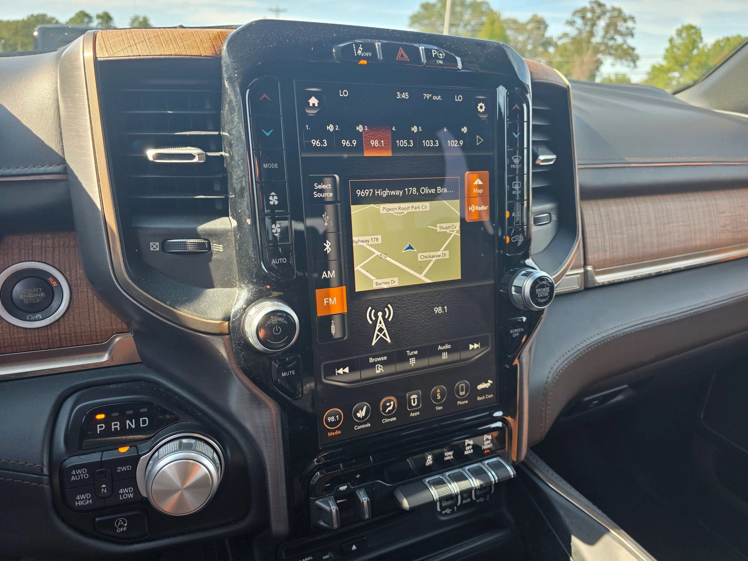 Used 2019 RAM 1500 Limited AWD/4WD image 16