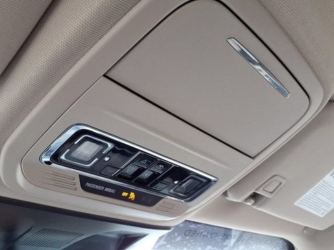 Certified 2022 Lincoln Corsair FWD w/ Premium Package image 18