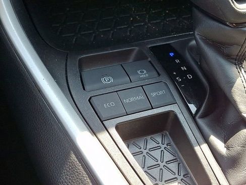 Certified 2024 Toyota RAV4 XLE image 22