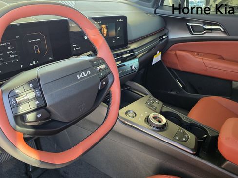 New 2025 Kia Sportage X-Line Prestige image 11