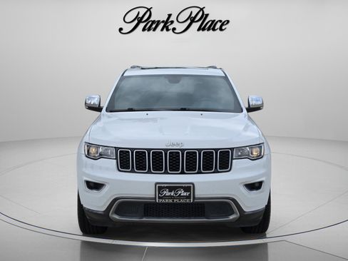 Used 2018 Jeep Grand Cherokee Limited image 8