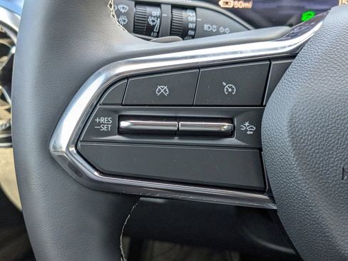 New 2026 Chevrolet Equinox EV LT image 28