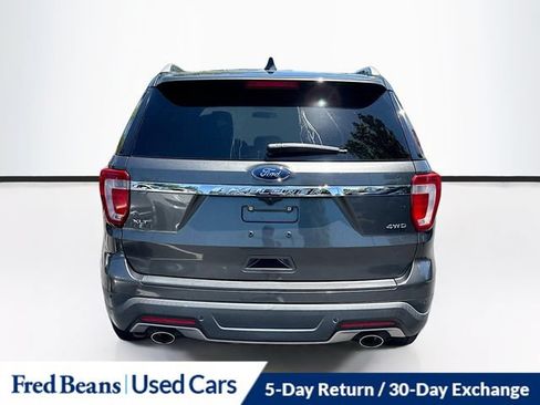 Used 2018 Ford Explorer XLT AWD/4WD image 8