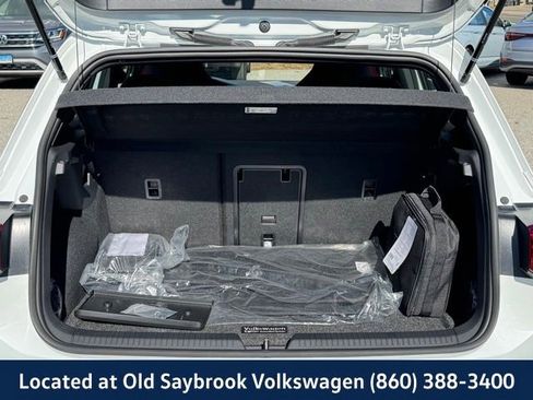 Certified 2024 Volkswagen GTI Autobahn image 17