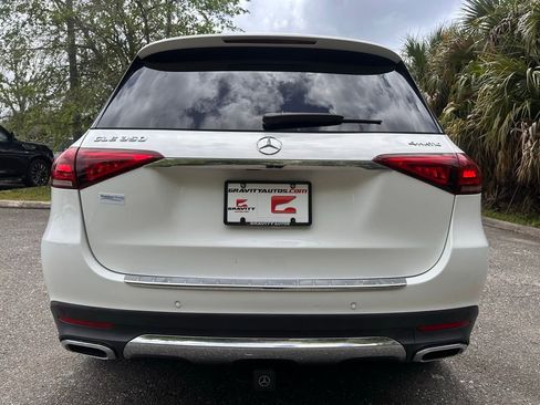 Used 2020 Mercedes-Benz GLE 350 4MATIC w/ Premium Package image 9