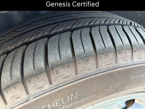 Certified 2026 Genesis GV70 2.5T Select AWD/4WD image 18