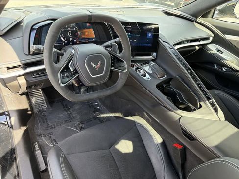 Used 2024 Chevrolet Corvette Stingray Premium Conv w/ Z51 Performance Package image 11