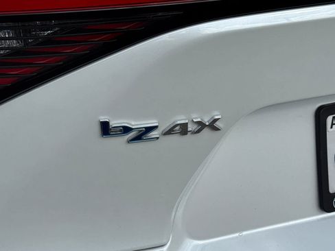 Certified 2024 Toyota bZ4X FWD image 24