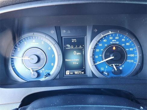 Used 2017 Toyota Sienna Limited Premium w/ Outdoor Package image 22