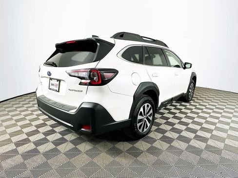 Certified 2025 Subaru Outback Premium w/ Popular Package #1A image 10