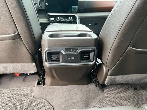 Used 2023 GMC Sierra 1500 Denali w/ Denali Reserve Package AWD/4WD image 19