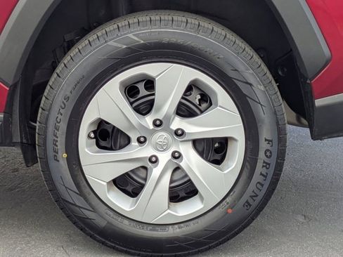 Used 2024 Toyota RAV4 LE image 13