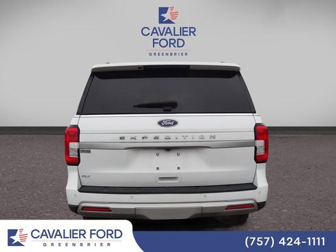Certified 2024 Ford Expedition XLT AWD/4WD image 3