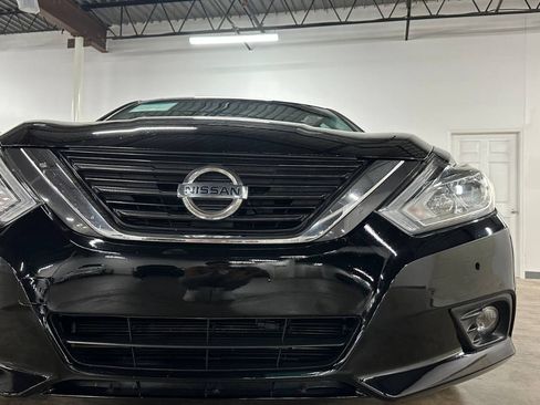 Used 2016 Nissan Altima 2.5 SL w/ 2.5 Technology Package FWD image 5