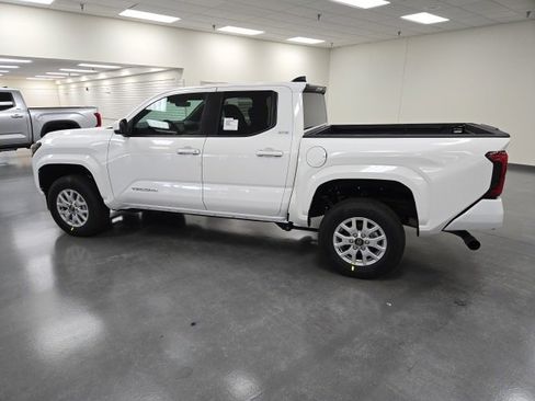 New 2026 Toyota Tacoma SR5 image 3