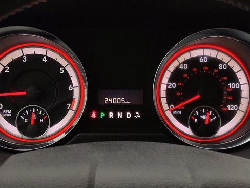 Used 2017 Dodge Grand Caravan SXT FWD image 23