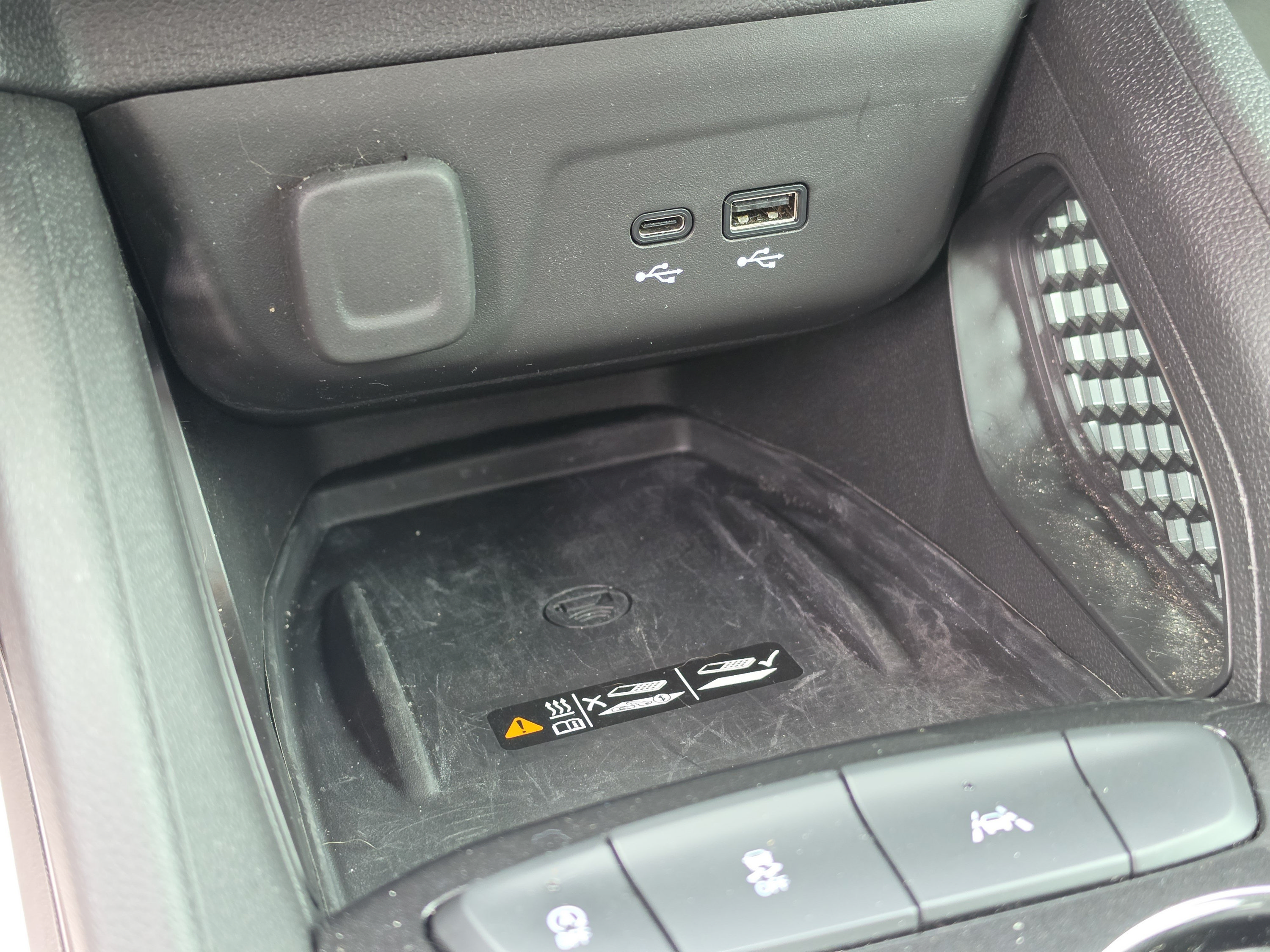 Used 2025 Chevrolet TrailBlazer LT w/ Convenience Package FWD image 29