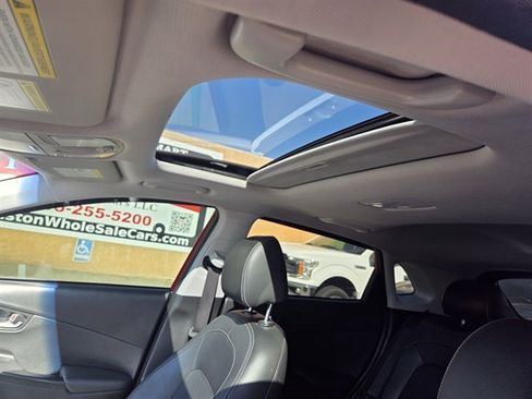 Used 2020 Hyundai Kona Limited FWD image 9