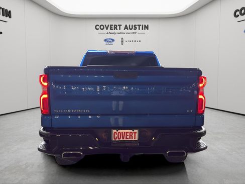 Used 2022 Chevrolet Silverado 1500 LT Trail Boss image 4