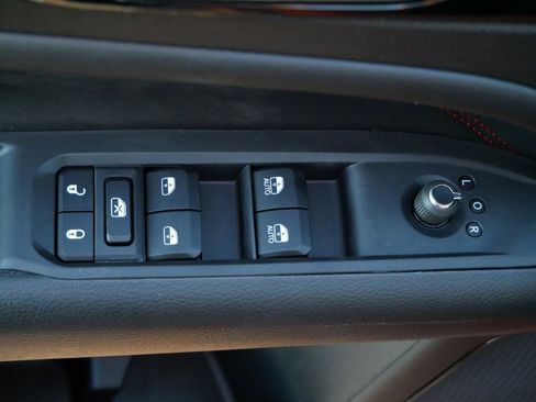 New 2026 Jeep Compass Trailhawk w/ Trailer Tow Group image 13