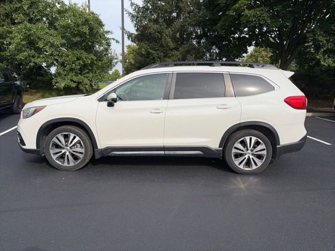 Used 2019 Subaru Ascent Limited AWD/4WD image 10