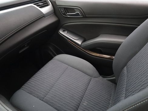 Used 2018 Chevrolet Tahoe LS w/ Enhanced Driver Alert Package image 10