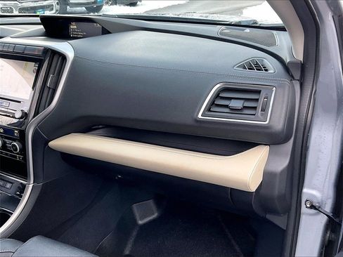 Used 2020 Subaru Ascent Limited w/ Technology Package image 12