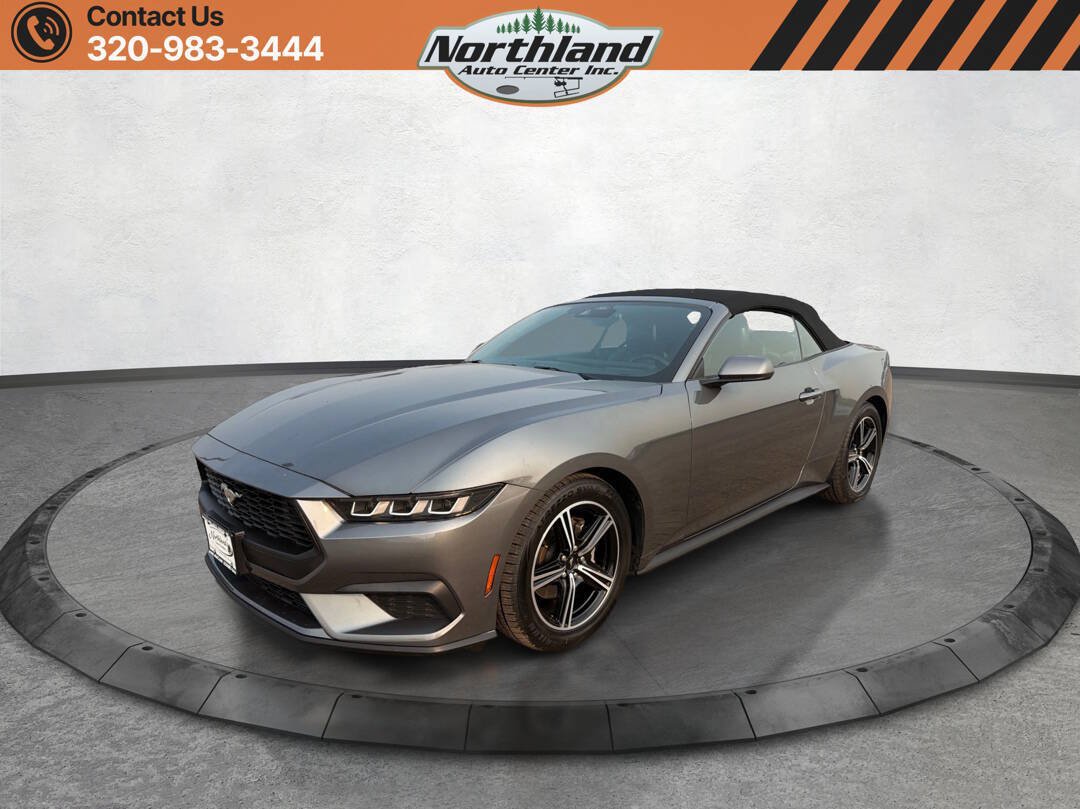 Used 2025 Ford Mustang Premium RWD image 1
