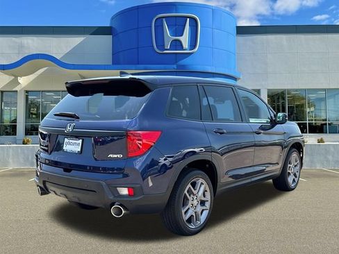 Used 2023 Honda Passport EX-L image 2