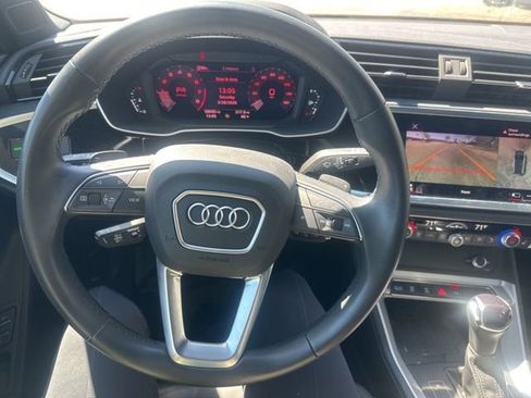 Used 2022 Audi Q3 2.0T Premium Plus image 12