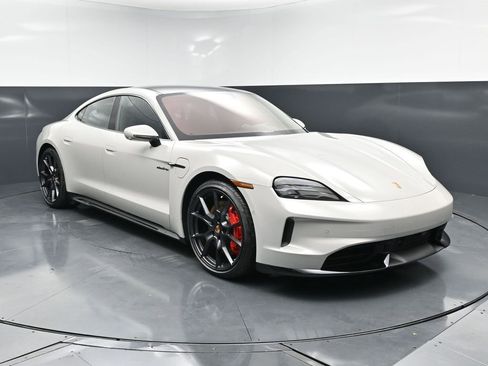 New 2026 Porsche Taycan GTS image 11