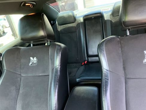 Used 2018 Dodge Charger R/T Scat Pack RWD image 9