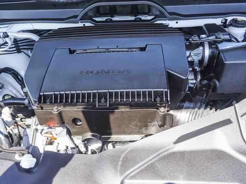 Used 2023 Honda Pilot Touring image 25