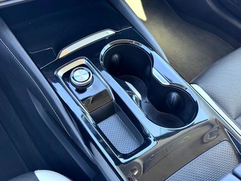 Used 2025 Buick Envision Sport Touring image 27