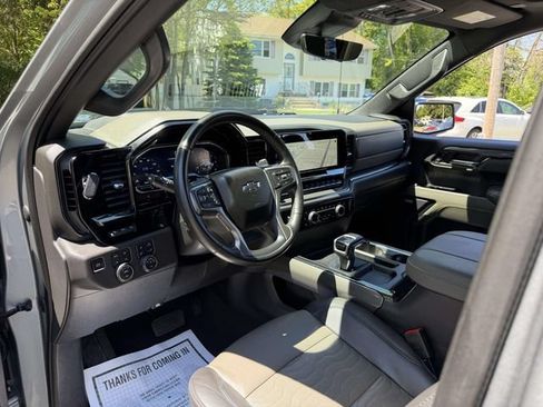 Used 2023 Chevrolet Silverado 1500 ZR2 w/ Technology Package AWD/4WD image 23