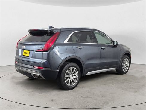 Used 2020 Cadillac XT4 Premium Luxury image 5