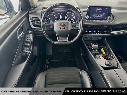 Certified 2025 Nissan Rogue SV image 21