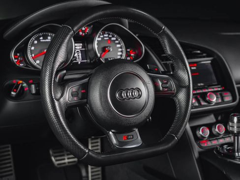 Used 2015 Audi R8 V8 AWD/4WD image 38