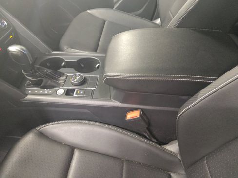 Used 2023 Volkswagen Atlas Cross Sport SE AWD/4WD image 26