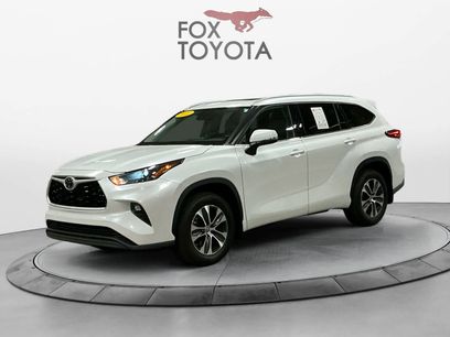Used 2022 Toyota Highlander XLE