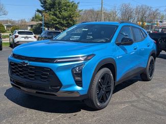 New 2026 Chevrolet Trax ACTIV w/ Sunroof Package FWD video 3