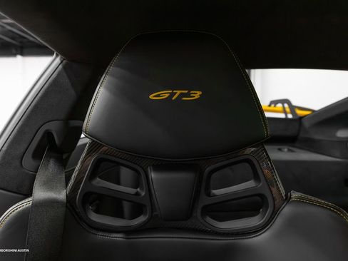 Used 2022 Porsche 911 GT3 RWD image 38
