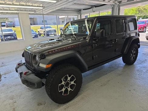 Used 2021 Jeep Wrangler Unlimited Rubicon AWD/4WD image 2