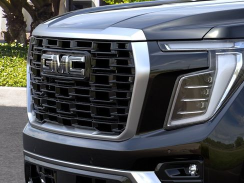 New 2026 GMC Yukon Denali AWD/4WD image 13