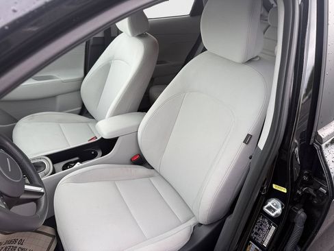 Used 2025 Hyundai Kona SEL AWD/4WD image 24