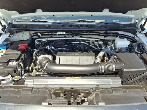 Certified 2024 Nissan Frontier S w/ Technology Package AWD/4WD image 28